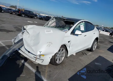 2022 Tesla Model Y Long Range Dual Motor All-Wheel Drive из США, поврежденный, VIN 7SAYGDEE3NF554851